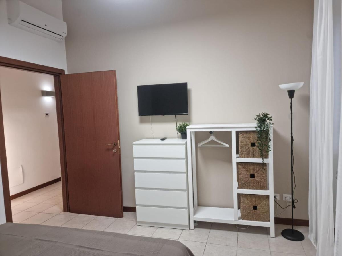 Laura Four Apartment Месина Екстериор снимка