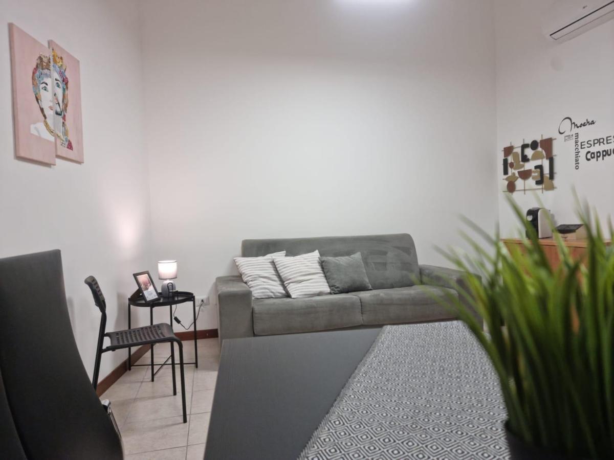 Laura Four Apartment Месина Екстериор снимка