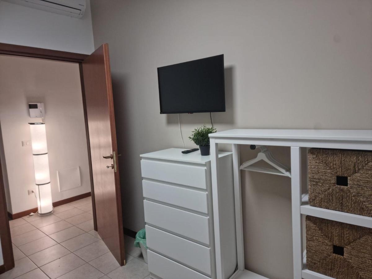 Laura Four Apartment Месина Екстериор снимка