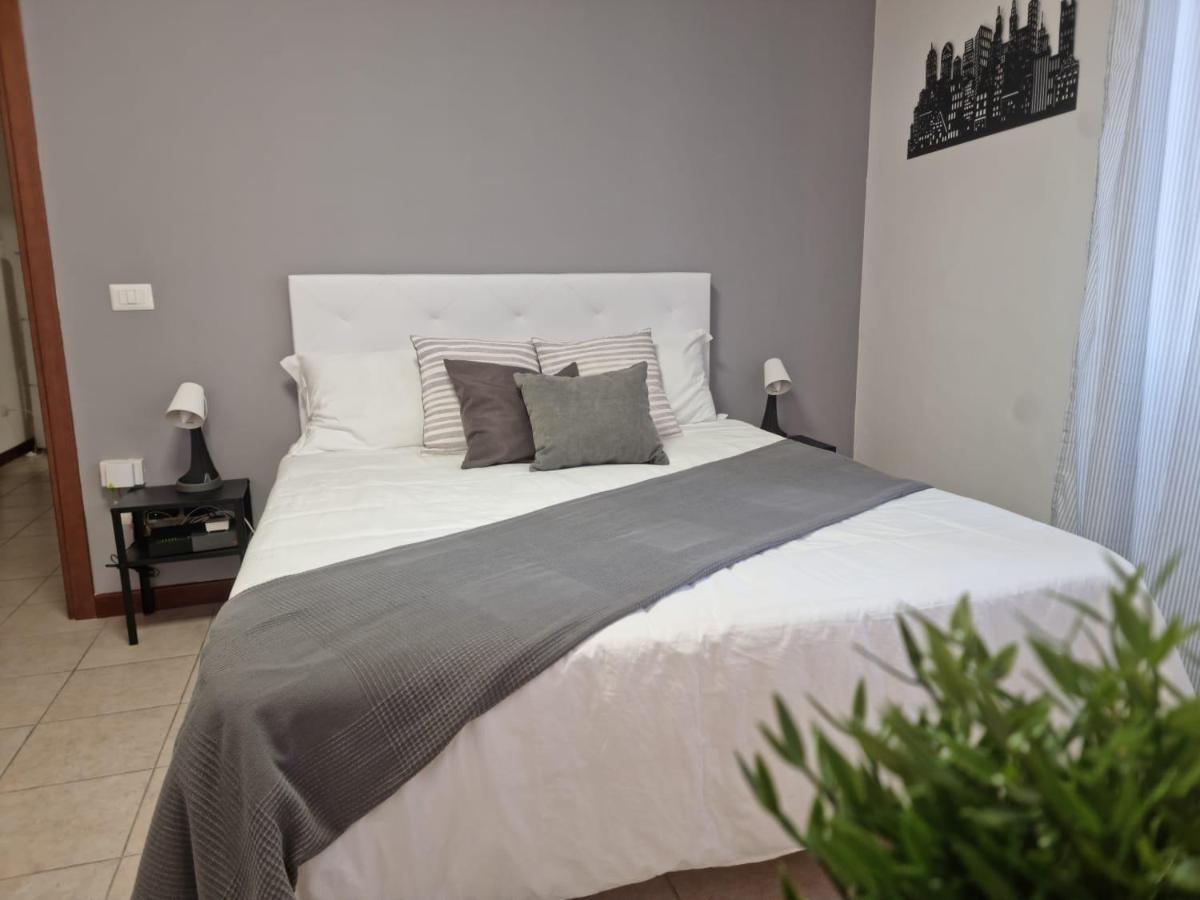 Laura Four Apartment Месина Екстериор снимка